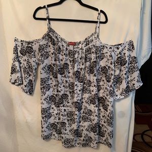 NWOT Cold Shoulder Blouse with roses